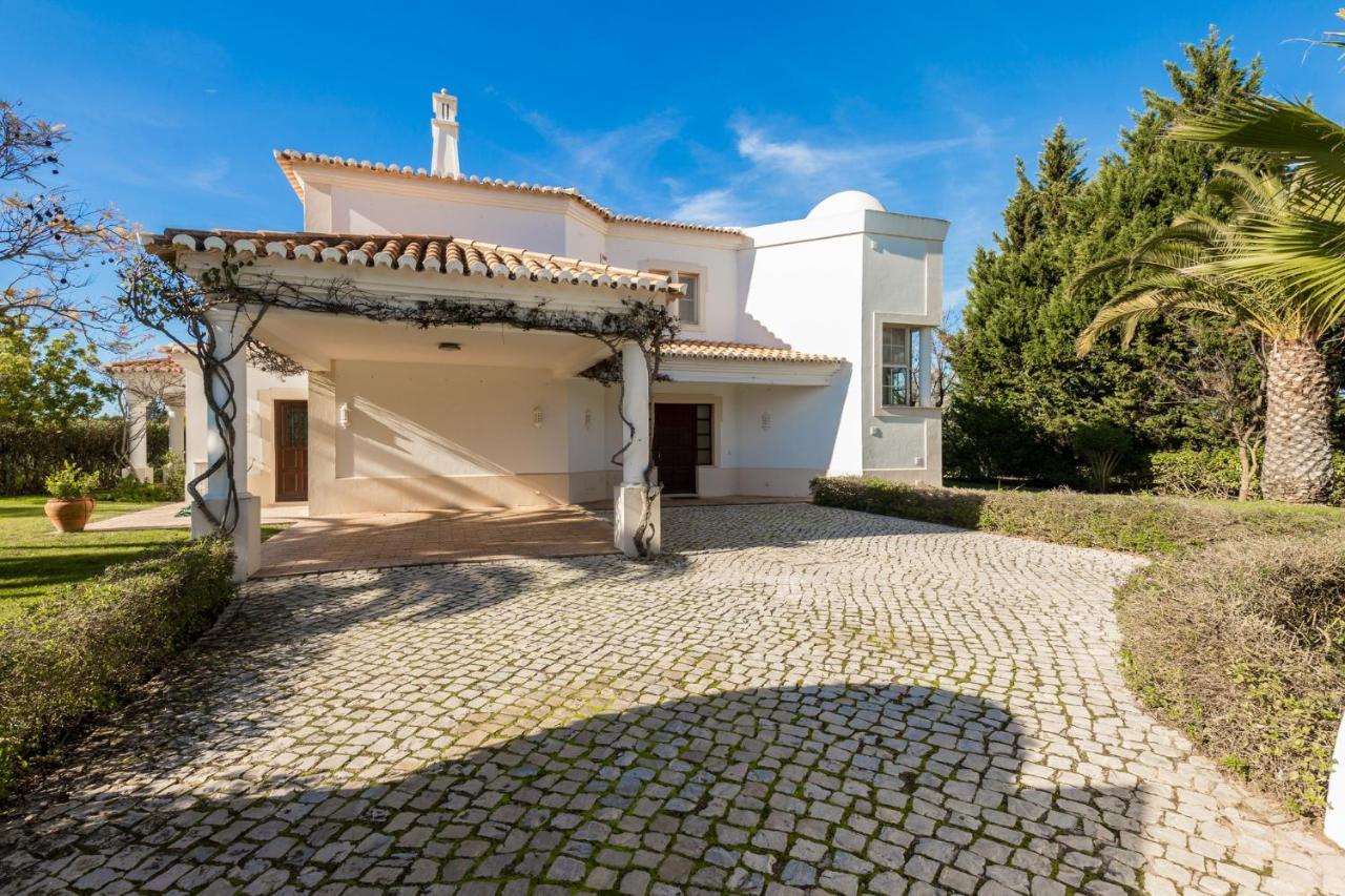 Peaceful 4Br Villa On Gramacho Golf Resort W/ Private Pool Lagoa  Buitenkant foto